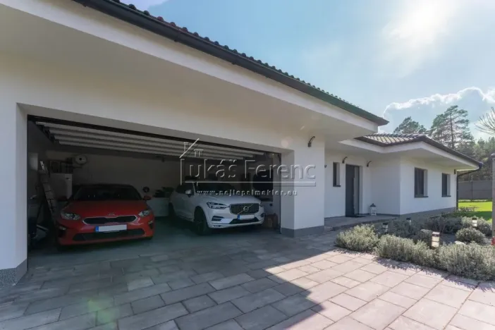 Prodej rodinného domu, Praha - Sobín, Valtická, 221 m2