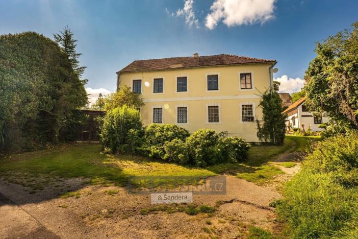 Prodej zemědělské usedlosti, Brloh, 430 m2