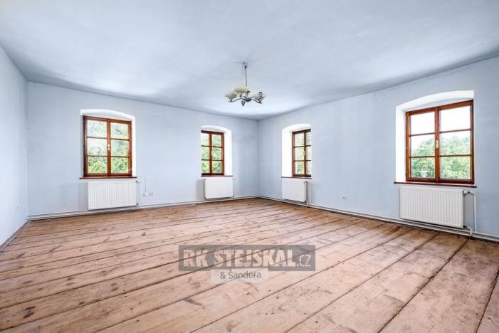Prodej zemědělské usedlosti, Brloh, 430 m2