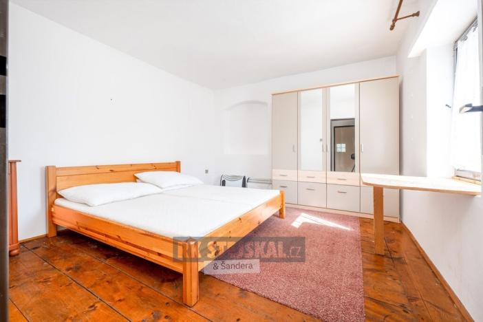 Prodej rodinného domu, Brloh, 430 m2