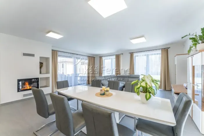 Prodej rodinného domu, Unhošť, Na Lukách, 221 m2