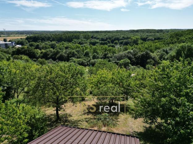 Prodej zahrady, Pouzdřany, 1698 m2