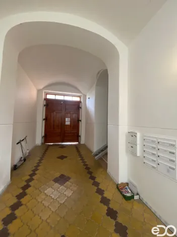 Pronájem bytu 1+kk, Mladá Boleslav, Komenského náměstí, 38 m2