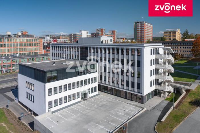 Pronájem kanceláře, Zlín, třída Tomáše Bati, 109 m2