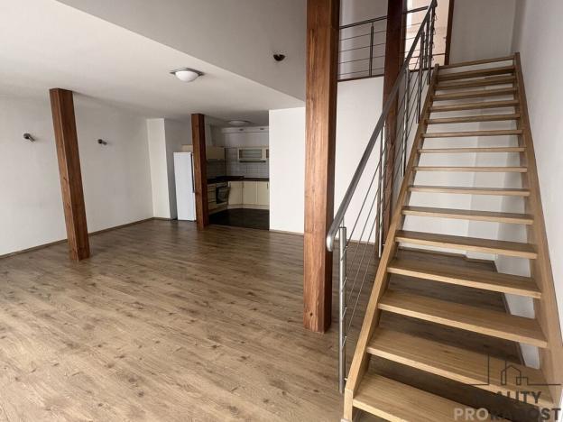 Pronájem bytu 2+kk, Olomouc, Ostružnická, 100 m2