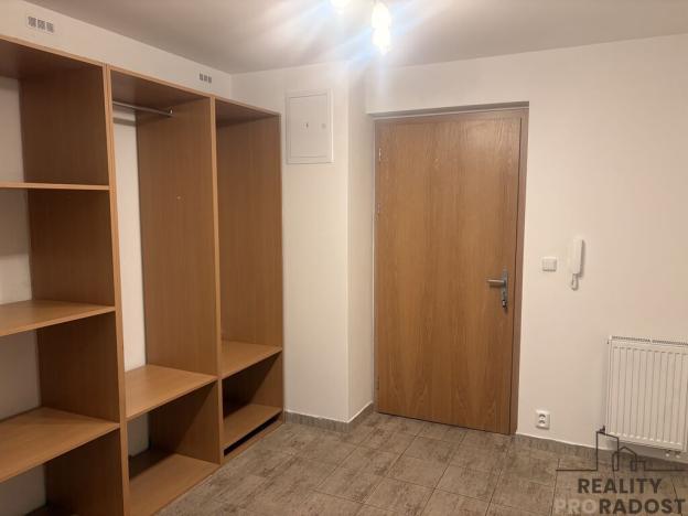 Pronájem bytu 2+kk, Olomouc, Ostružnická, 100 m2