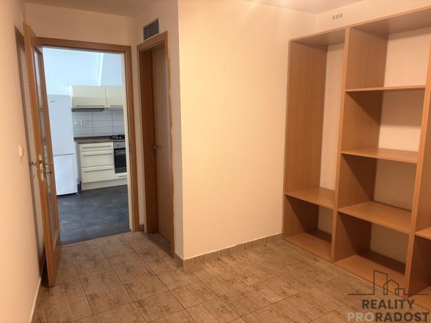 Pronájem bytu 2+kk, Olomouc, Ostružnická, 100 m2