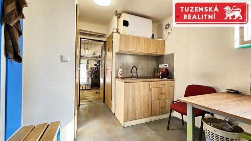 Pronájem garáže, Šternberk, Závodní, 145 m2