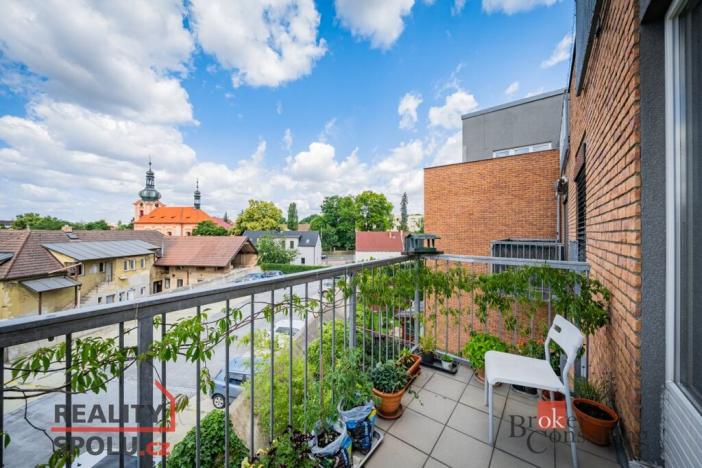 Prodej bytu 2+kk, Praha - Uhříněves, Karla Zicha, 66 m2