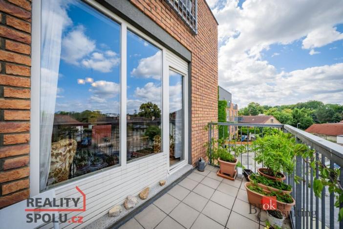 Prodej bytu 2+kk, Praha - Uhříněves, Karla Zicha, 66 m2