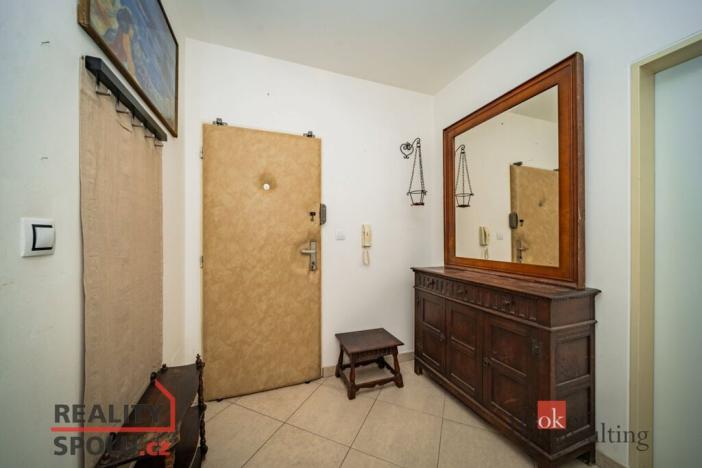 Prodej bytu 2+kk, Praha - Uhříněves, Karla Zicha, 66 m2