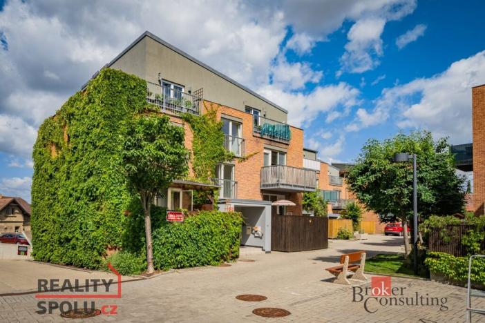 Prodej bytu 2+kk, Praha - Uhříněves, Karla Zicha, 66 m2