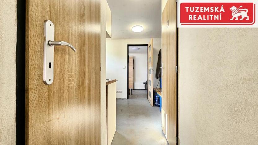 Pronájem skladu, Šternberk, Závodní, 145 m2