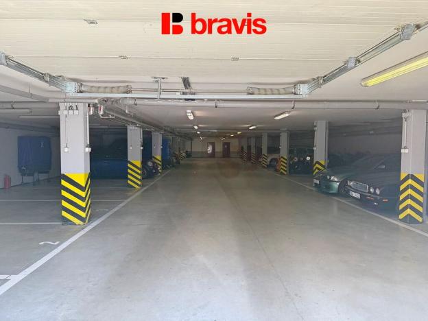 Pronájem garáže, Brno - Obřany, Fantova, 12 m2