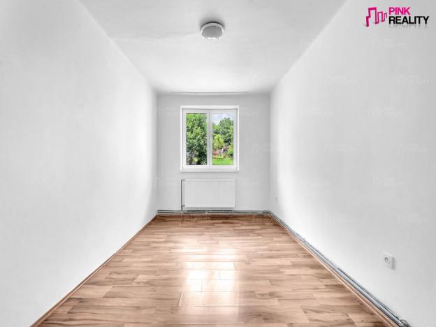 Prodej bytu 2+1, Liberk - Uhřínov, 67 m2