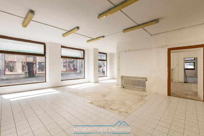 Prodej činžovního domu, Znojmo, Horní náměstí, 663 m2