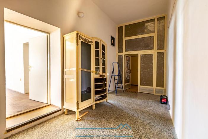 Prodej činžovního domu, Znojmo, Horní náměstí, 663 m2