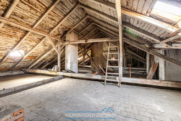 Prodej činžovního domu, Znojmo, Horní náměstí, 663 m2