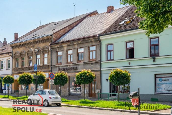Prodej rodinného domu, Třebechovice pod Orebem, Masarykovo náměstí, 183 m2