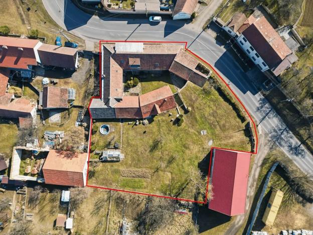 Prodej vícegeneračního domu, Nová Ves, 212 m2