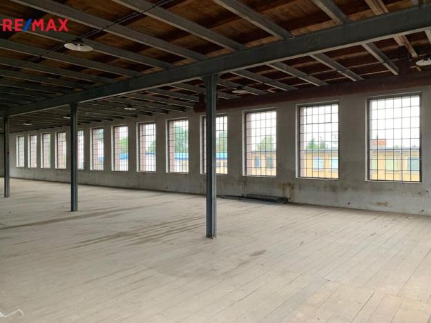 Prodej výrobních prostor, Humpolec, Nádražní, 1924 m2