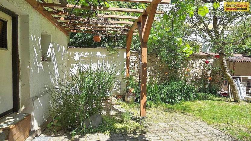 Prodej bytu 3+1, Dobříš, Mírové náměstí, 59 m2