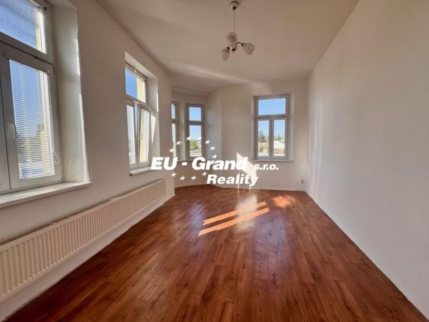 Pronájem bytu 2+1, Rumburk, Hálkova, 65 m2