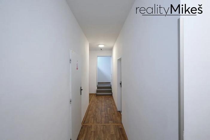 Prodej ubytování, Dobrovice, 500 m2