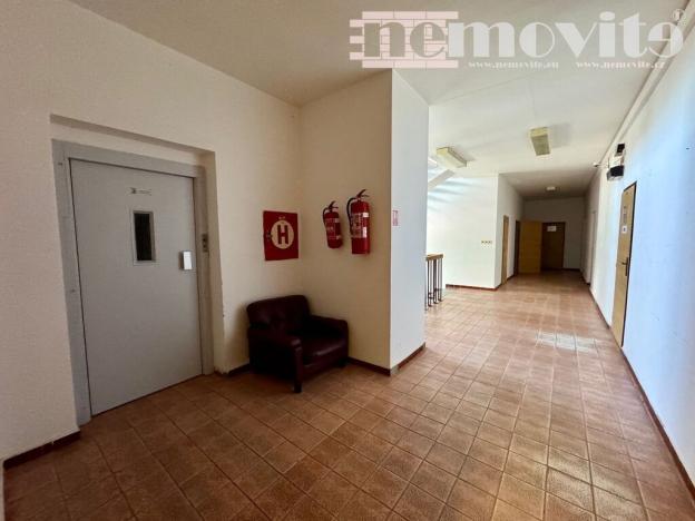 Pronájem kanceláře, Hradec Králové - Pražské Předměstí, Nerudova, 40 m2