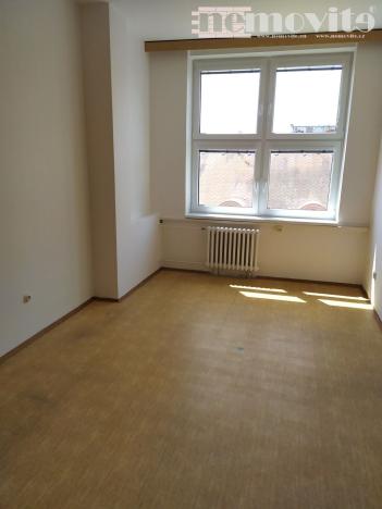 Pronájem kanceláře, Hradec Králové - Pražské Předměstí, Nerudova, 40 m2