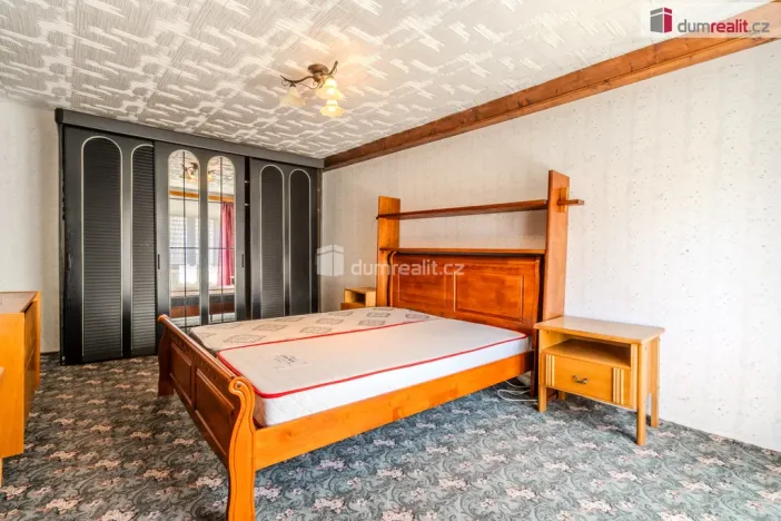 Prodej rodinného domu, Bechlín, 180 m2