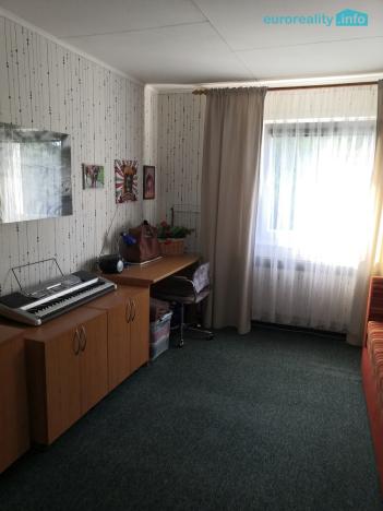 Prodej rodinného domu, Bochov, Lipová, 200 m2