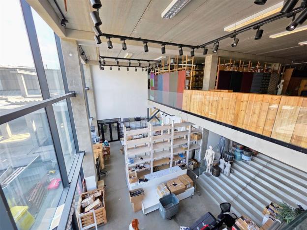 Pronájem obchodního prostoru, Praha - Vysočany, Poděbradská, 960 m2