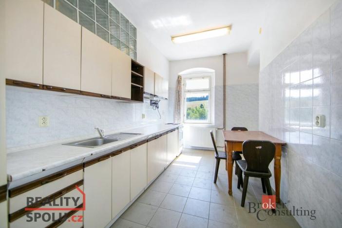 Prodej ubytování, Kovářská, nám. J. Švermy, 520 m2