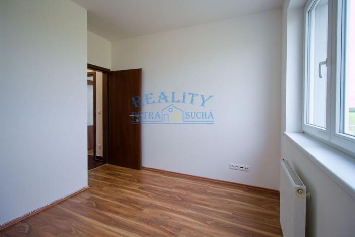 Prodej bytu 2+kk, Praha - Kyje, Farkašova, 40 m2