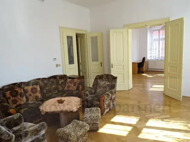 Prodej komerční nemovitosti, Rumburk, Náměstí Lužické, 568 m2