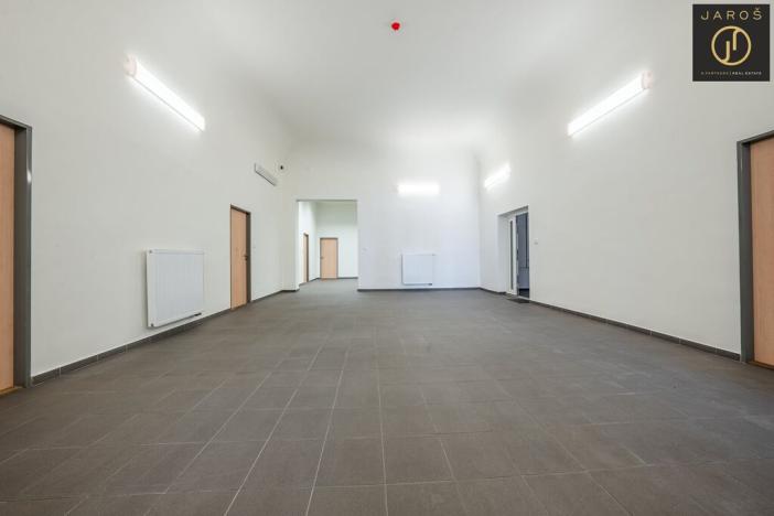 Pronájem kanceláře, Kladno, Huťská, 883 m2