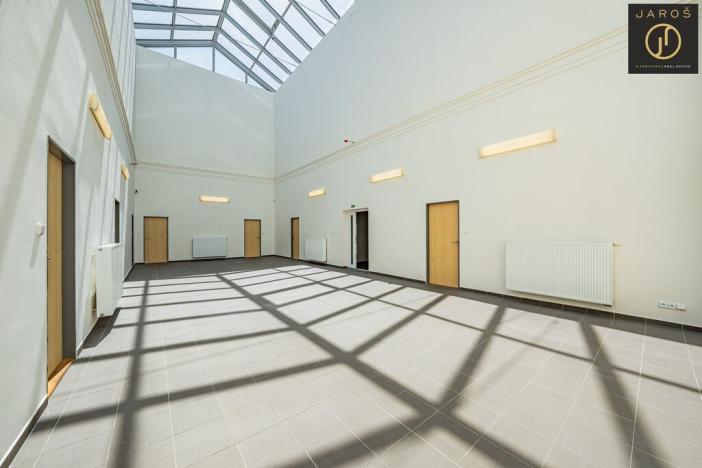 Pronájem kanceláře, Kladno, Huťská, 883 m2
