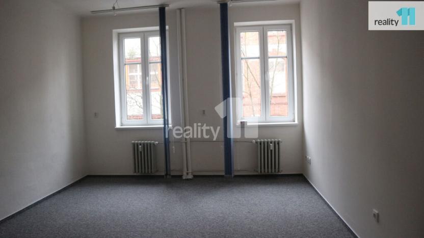 Prodej komerční nemovitosti, Ostrava - Přívoz, Rovná, 1620 m2