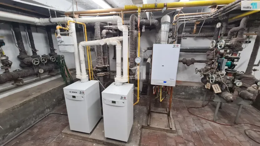 Prodej komerční nemovitosti, Ostrava - Přívoz, Rovná, 1620 m2