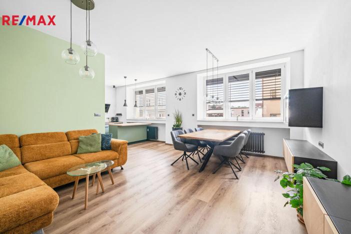 Prodej bytu 3+kk, Hradec Králové, Resslova, 82 m2