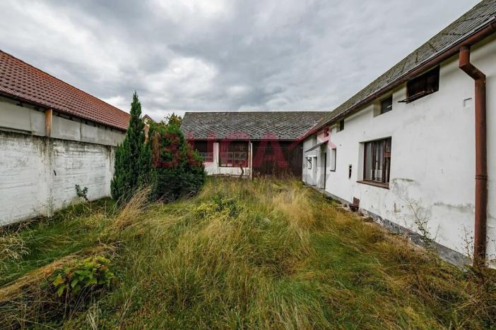 Prodej bytu 2+kk, Dubné, 647 m2