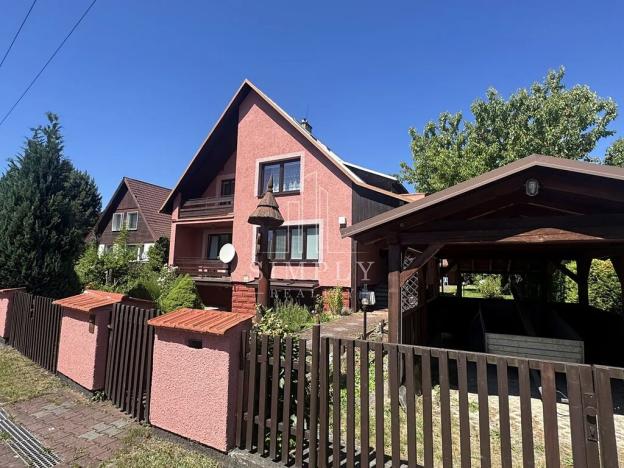 Prodej rodinného domu, Velké Karlovice, 188 m2