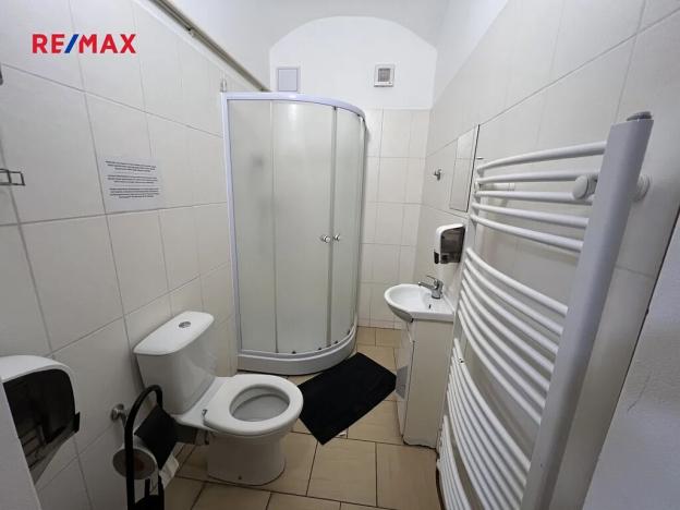 Prodej ubytování, Lázně Bohdaneč, Langrova, 225 m2