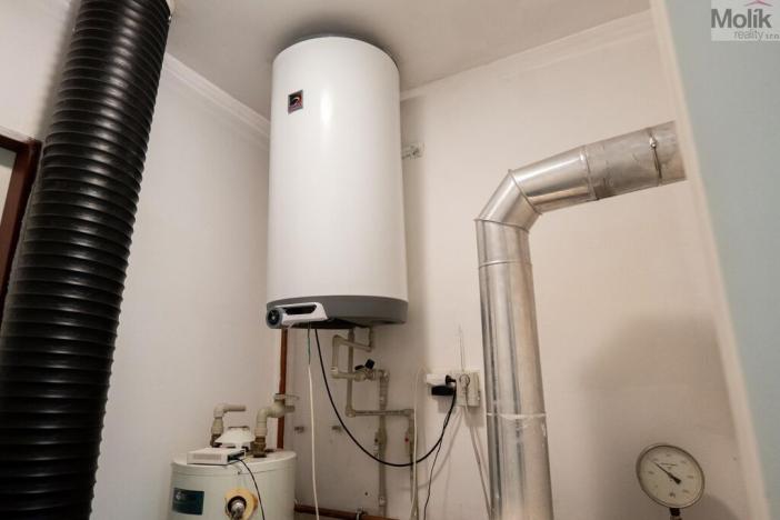 Prodej kanceláře, Skršín, 500 m2