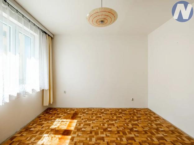 Prodej bytu 3+1, Volary, Sídl. Míru, 66 m2