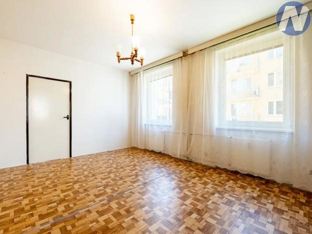 Prodej bytu 3+1, Volary, Sídl. Míru, 66 m2