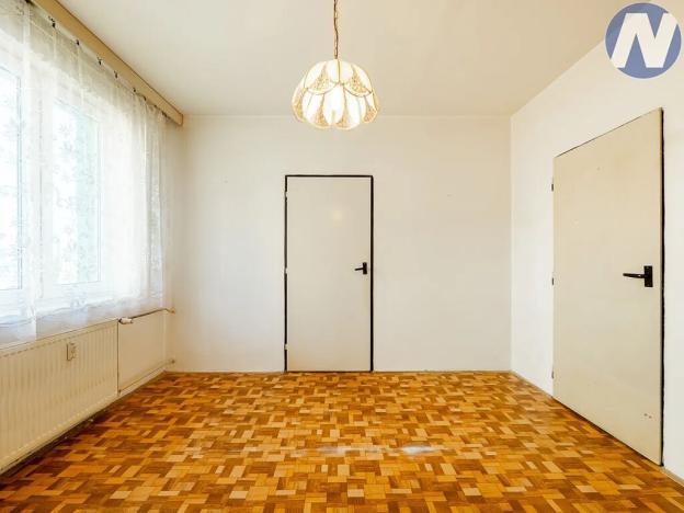 Prodej bytu 3+1, Volary, Sídl. Míru, 66 m2