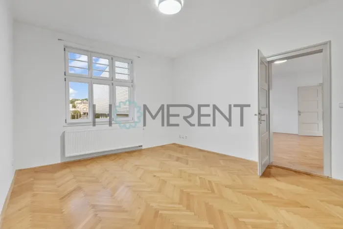 Prodej bytu 3+1, Liberec - Liberec III-Jeřáb, nám. Soukenné, 106 m2