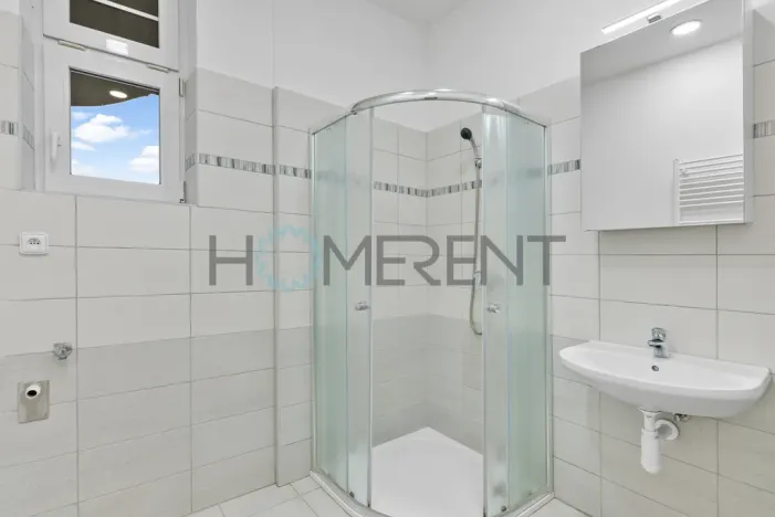 Prodej bytu 3+1, Liberec - Liberec III-Jeřáb, nám. Soukenné, 106 m2